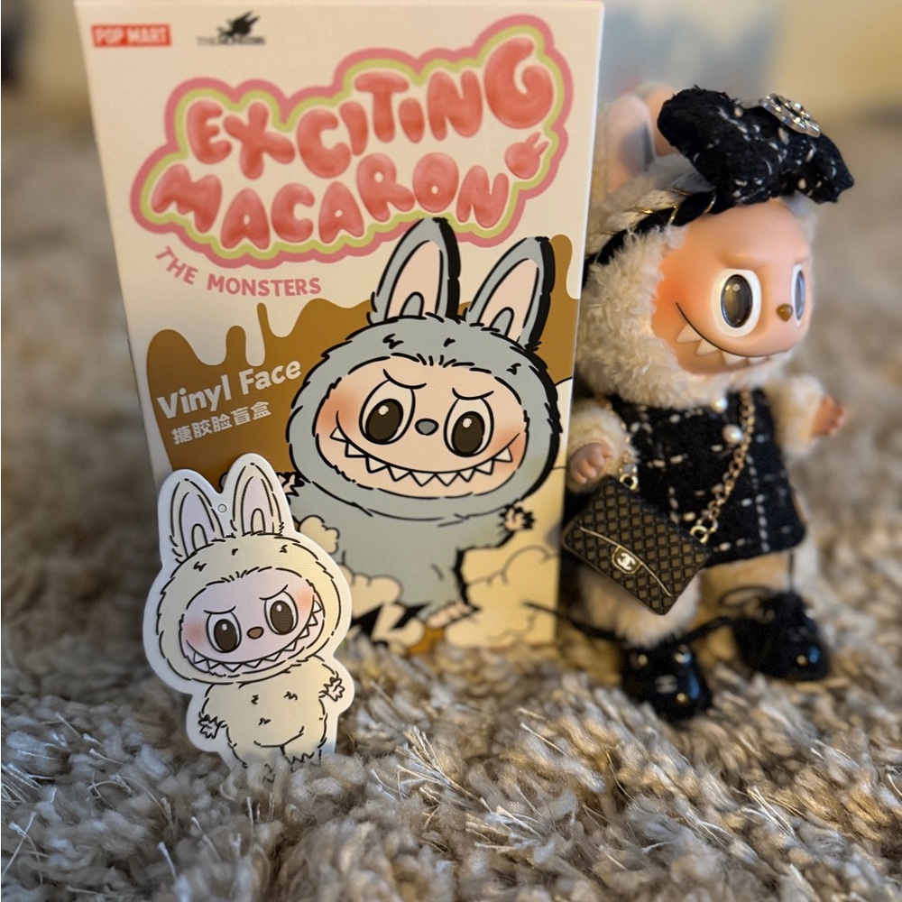 Exciting Macaron Vinyl Face Figure Soymilk